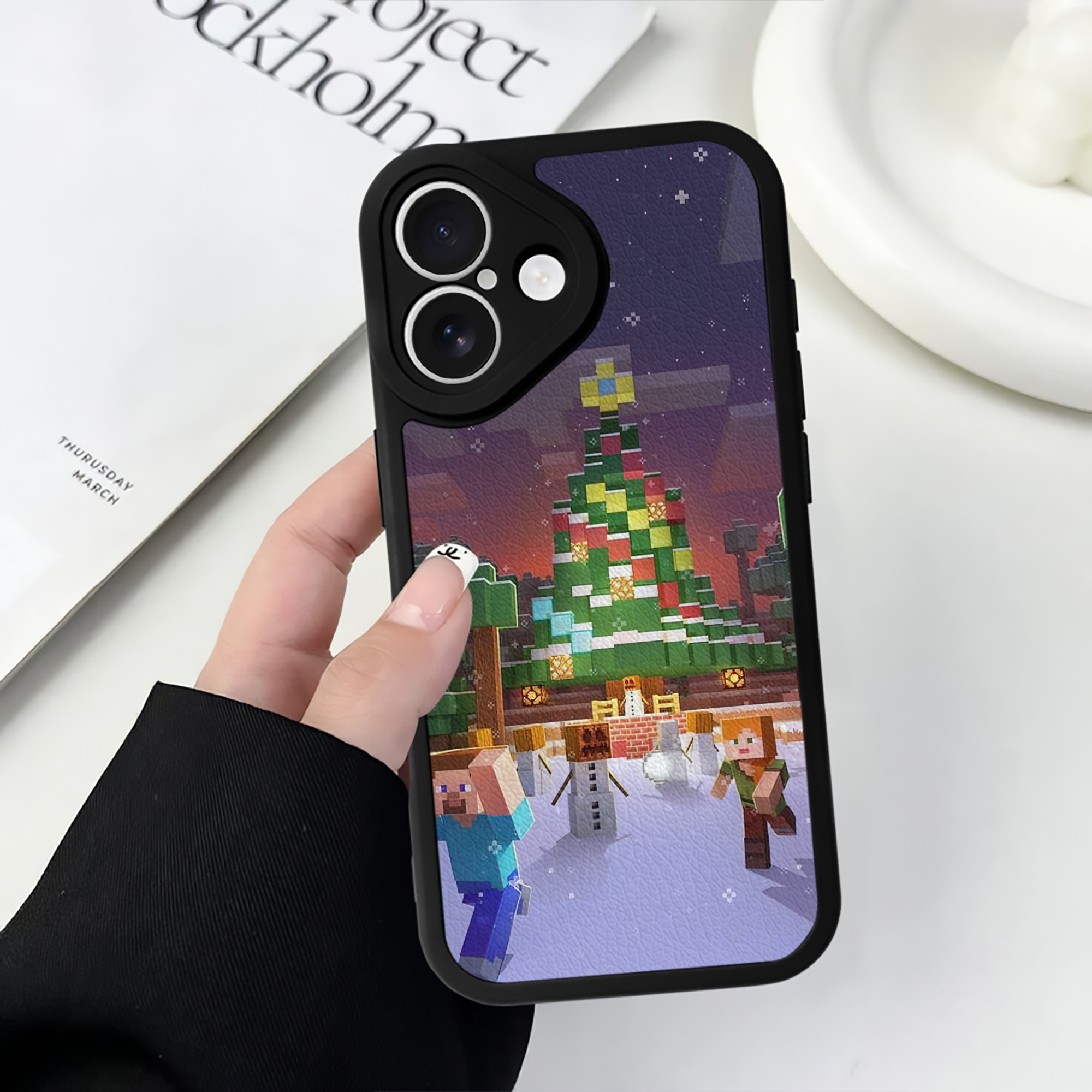 （画像用） マインクラフト ブロックの世界 Minecraft MC Block world 【iPhone 16シリーズ対応】シリコンスマホケース（レザー調） 材質：シリコン